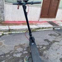 navee v25 pro