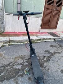 navee v25 pro