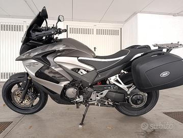 Honda crossrunner X  GARANTITA 1 ANNO