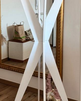 Appendiabiti da terra di Design  bianco 