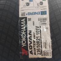 pneumatici 235 50 R21 