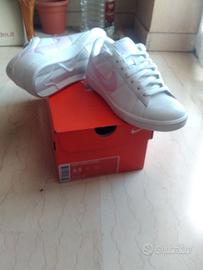 Nike WMNS Tennis Classic rosa, nuovissime, tg. 8,5