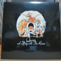 Cd Queen – A Day At The Races  Paper slave Raro