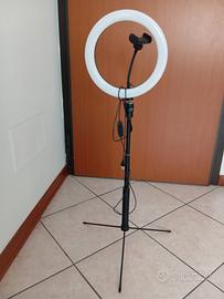 LAMPADA LED AD ANELLO