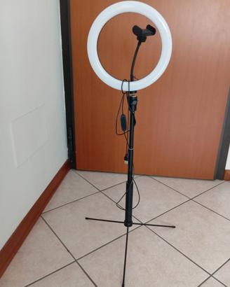 LAMPADA LED AD ANELLO