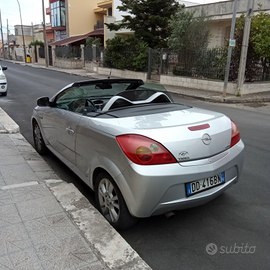 Opel Tigra cabrio coupé