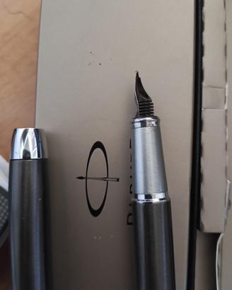 Penna Stilografica Parker Originale in Cofanetto 