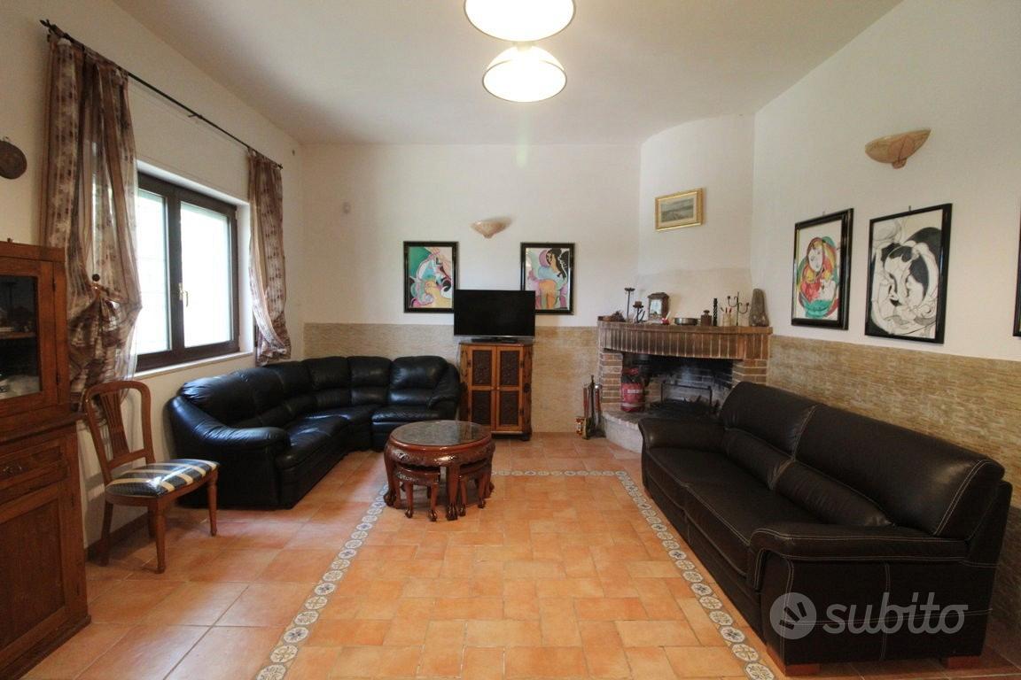 House in TA - View 3