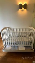 Lettino Foppapedretti in legno con materasso