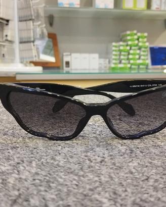 occhiali da sole blu marine