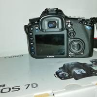 CANON 7D