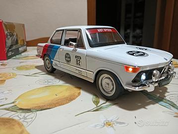 MODELLINO AUTO BMW 2002 TURBO 1973 SCALA 1:18 