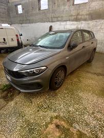 Fiat Tipo 1.6 Mjt S&S SW Garmin
