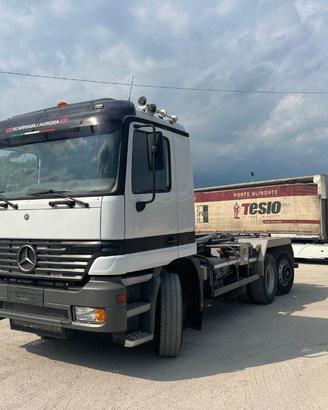 MERCEDES-BENZ MERCEDES 1840 USATO SCARRABILE