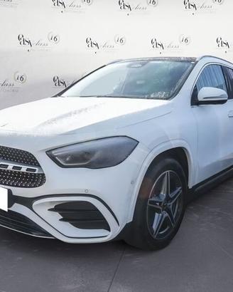 Mercedes-Benz GLA 200 AMG Line Prem TETTO LED...