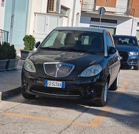 LANCIA Ypsilon - 1.3 75cv diesel Automata