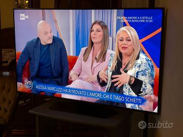 Samsung 50 Pollici Smart tv QLED 4K wi-fi HDR+