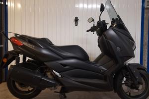 X MAX 300 YAMAHA