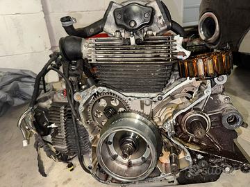 Motore ducati 696