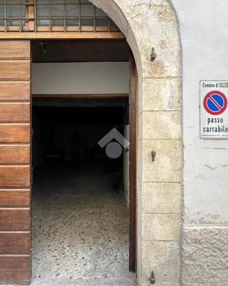 3 LOCALI A SEZZE