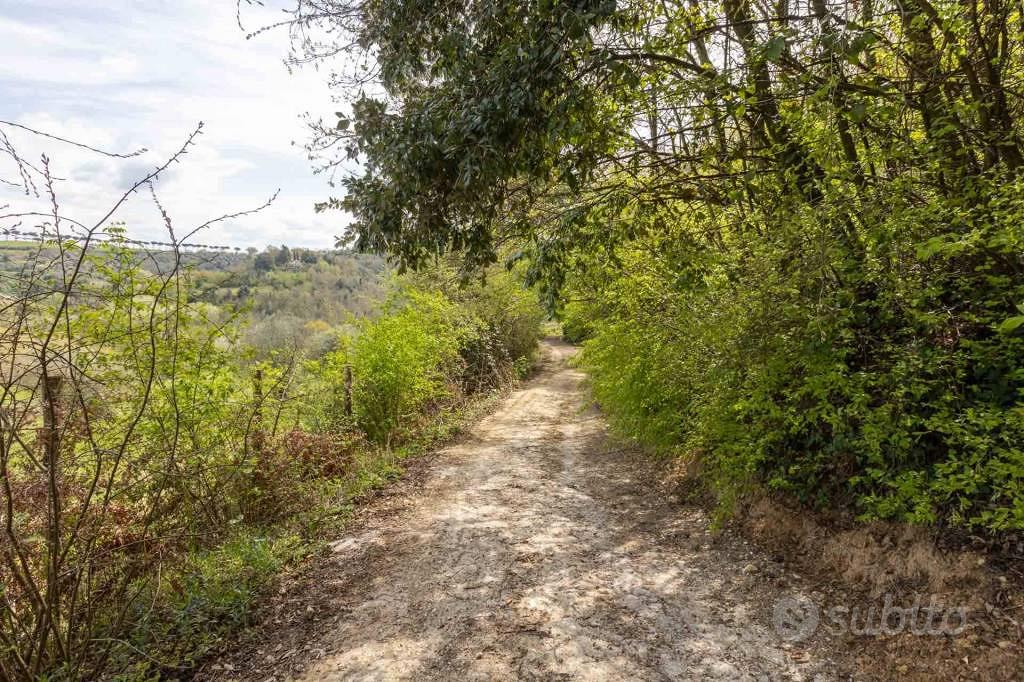 Rustico / Casale di 47 m² con 2 locali a Nazzano - Altro