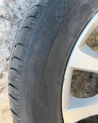 4 cerchioni in lega con gomme 255/55/20 per range