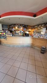 Arredamento bancone bar 