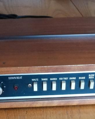 Drum machine vintage "Dream Box 15"  della EKO