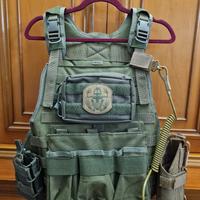 Gilet tattico ROYAL per softair con accessori