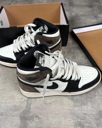 Air Jordan 1 Retro High OG Dark Mocha GS - EU 40