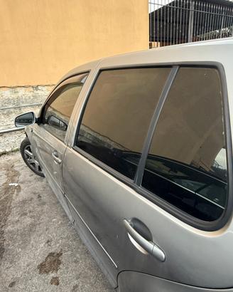 GOLF SERIE 4