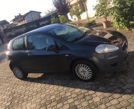 Fiat punto neopatentato