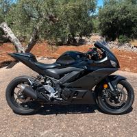 Yamaha r3