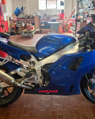 Yamaha r1 1999