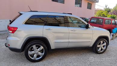 Jeep Grand Cherokee 3.0 CRD Overland + Gancio