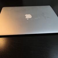 MacBook Air 13” Intel i7 – Batteria NUOVA