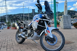 Aprilia tuareg 660