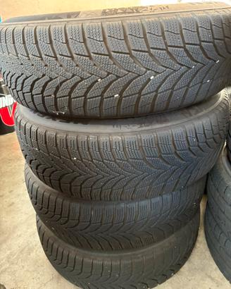 Cerchi Mak con gomme invernali