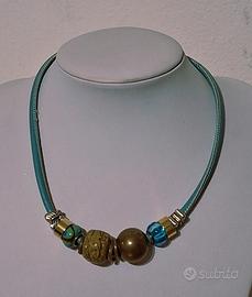 girocollo turchese con mix elementi 