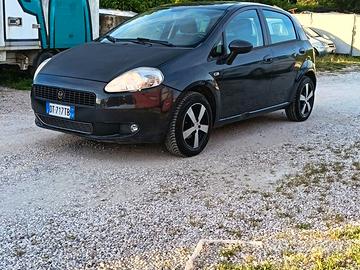 Fiat Grande Punto 2009 1.3 MJT 75 CV 5 porte Dynam