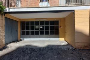 Via perfetti zona acquacalda - box singolo mq 11