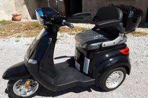 Scooter elettrico a 3 ruote Veleco luxury electric
