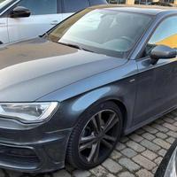 AUDI A3 SPB 1.4 TFSI COD ultra S tronic S-Line