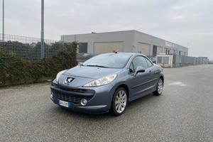 Peugeot 207 1.6 VTi 120CV CC Féline