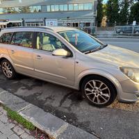 Opel Astra 1.9 16V CDTI 150CV Station Wagon Cosmo