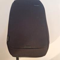 zaino targus 17l, mai usato