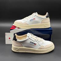Autry Sneakers medalist low bianche nere e beige