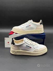 Autry Sneakers medalist low bianche nere e beige