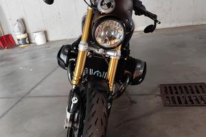 BMW R Nine T