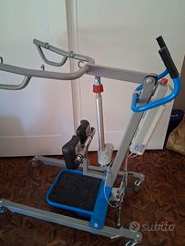 Verticalizzatore elettrico per anziani e disabili